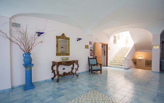 Hotel Cristallo Palace Ischia: Offerta Novembre con Terme, Beauty Farm e Prenotazioni Veloci
